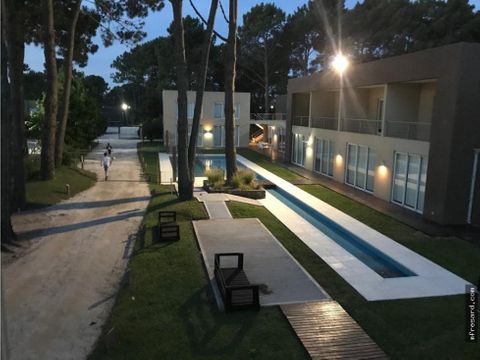 moderno y luminoso monoambiente con piscina y cochera impecable mf