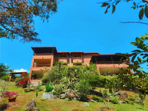 vendo espectacular finca de 3067 m2 en girardota antioquia