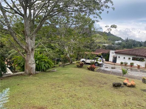 vendo casa campestre parcelacion con lagos en el retiro