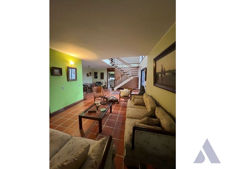 Vendo apartamento 229m2 Colinas de Bello Monte 5146 2