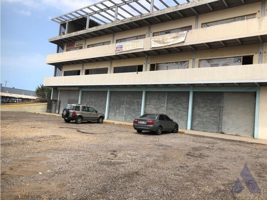 Se vende terreno 7392m2 Las Garzas Lecheria 9886 4
