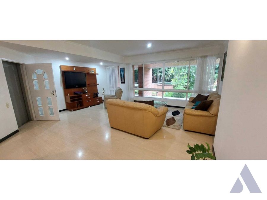 Alquilo apartamento 94m2 Los Chorros 5886 1