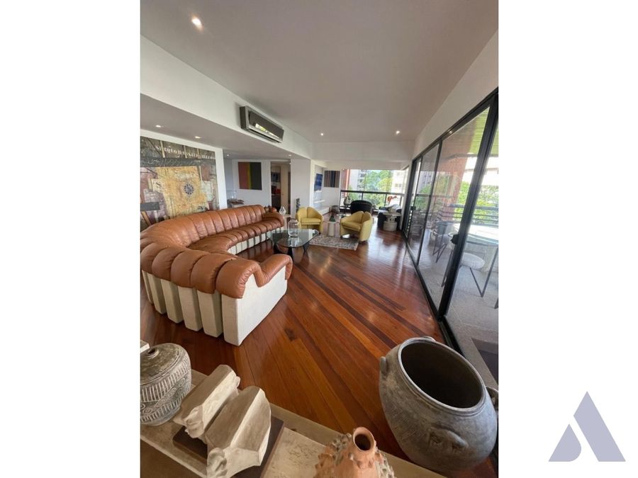 Alquilo apartamento 250m2 Colinas de Valle Arriba 9425 4