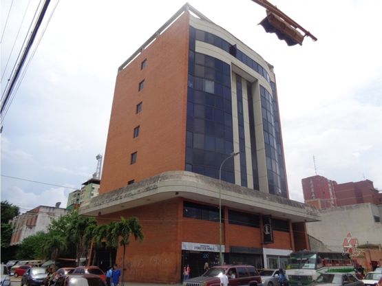 Oficina en venta en Barquisimeto Centro, Carrera 19 CodFlex 23-14316