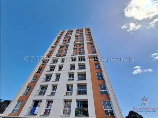 RentaHouse I A  tiene Amplio Apartamento en venta Oeste Barquisimeto