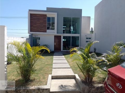 casa moderna en privada a 5 min de la entrada de ocotepec