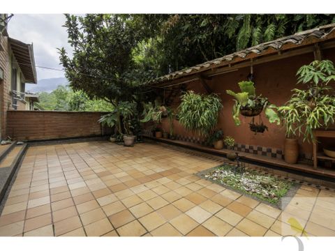 casa en urbanizacion cerrada envigado