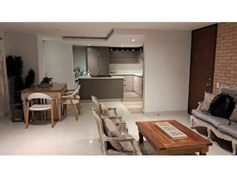 venta apartamento remodelado en envigado sector cumbres