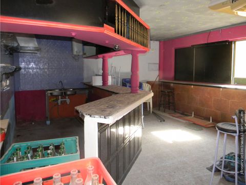 se vende local comercial happy center caleta