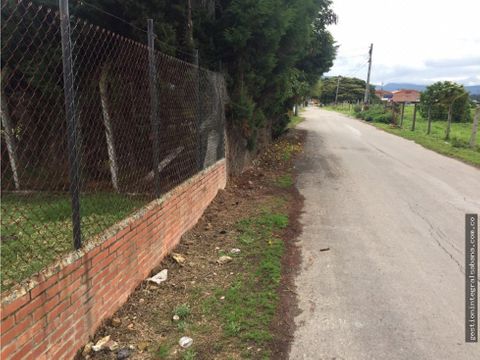 lote cerca via chia cota1260 m2