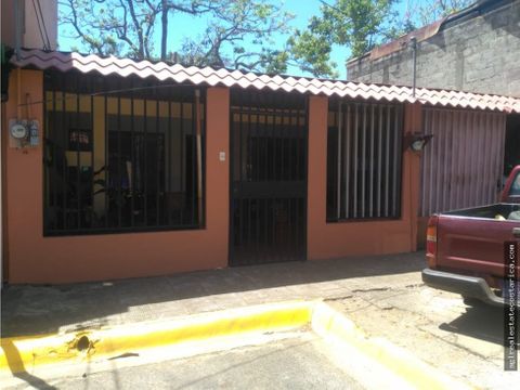 grecia centro se vende lote 300 m2 con casa