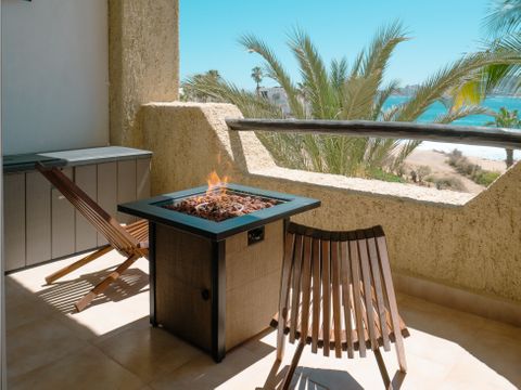 hermoso condominio vista al mar a pasos de la playa misiones del cabo