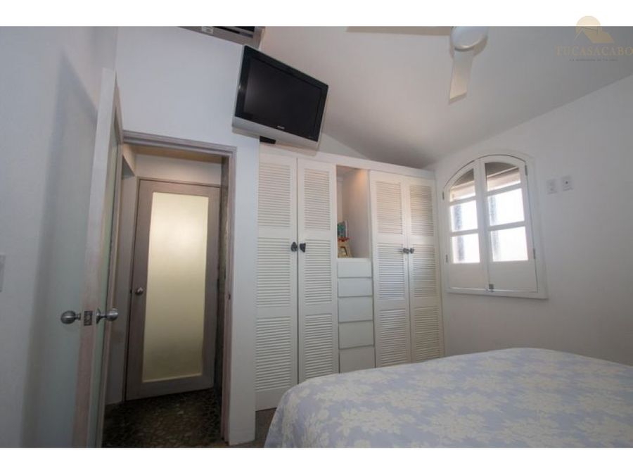 one bedroom with sleeping loft 112 blvd antonio mijares 112