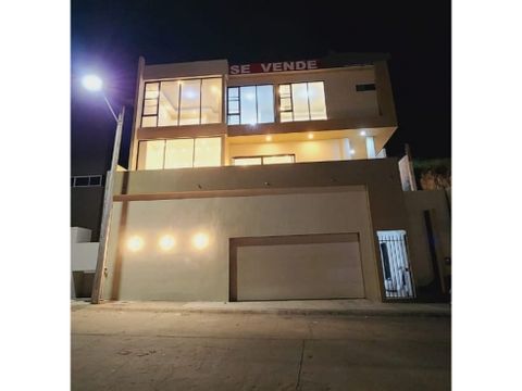 se vende casa nueva amplia y elegante en exclusiva privada