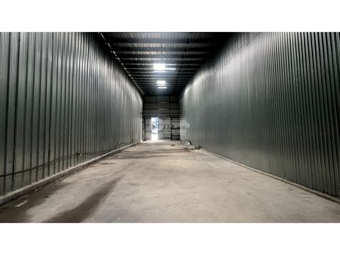 se alquila galera comercial 200m en las mananitas parque industrial