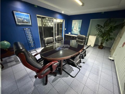 se vende oficina ancon balboa la boca 260m aire acondicionado duplex