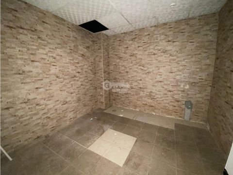 local comercial planta alta galerias marbella plaza 90m