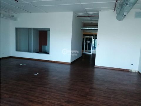 oficina costa del este ph plaza real 148m2 aire ac vacio