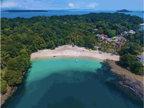 archipielago de las perlas isla 40 hectareas con poblacion