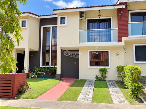 se vende casa tocumen residencial altos del este 120m duplex vacia