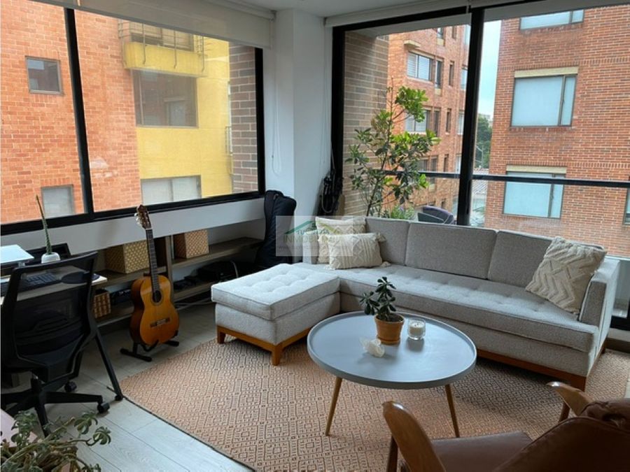 vendo apartaestudio 72 m2 santa paula piso 3 con balcon 2 park