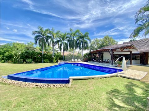 club puerto penalisa area 455 m2 mas 1975 m2 lote