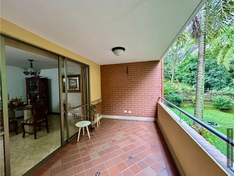 casa en venta en envigado sector loma de los mesa