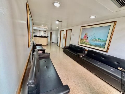 oficinaconsultorio en venta en el poblado milla de oro