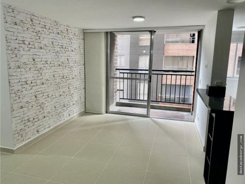 apartamento en venta en sabaneta sector calle larga