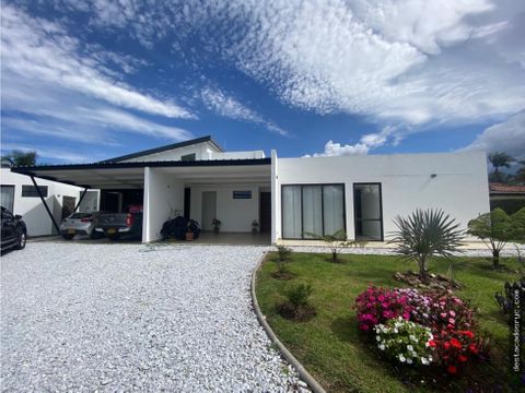 casa en venta en rionegro sector llanogrande