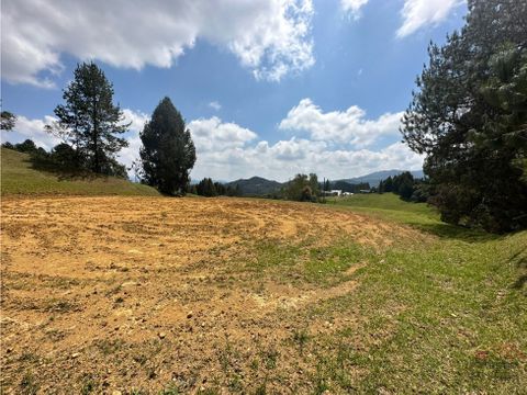 hermoso lote en venta sector alto de palmas envigado