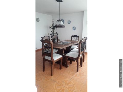 se vende apartamento duplex en milan