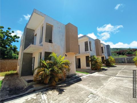 oportunidad res sol y arena r townhouse estrenar guacuco venta