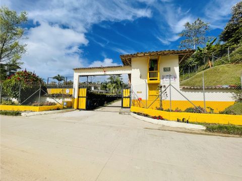 se vende lote campestre en san roque antioquia