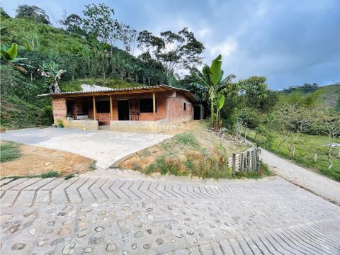 venta de finca pequena en san roque antioquia