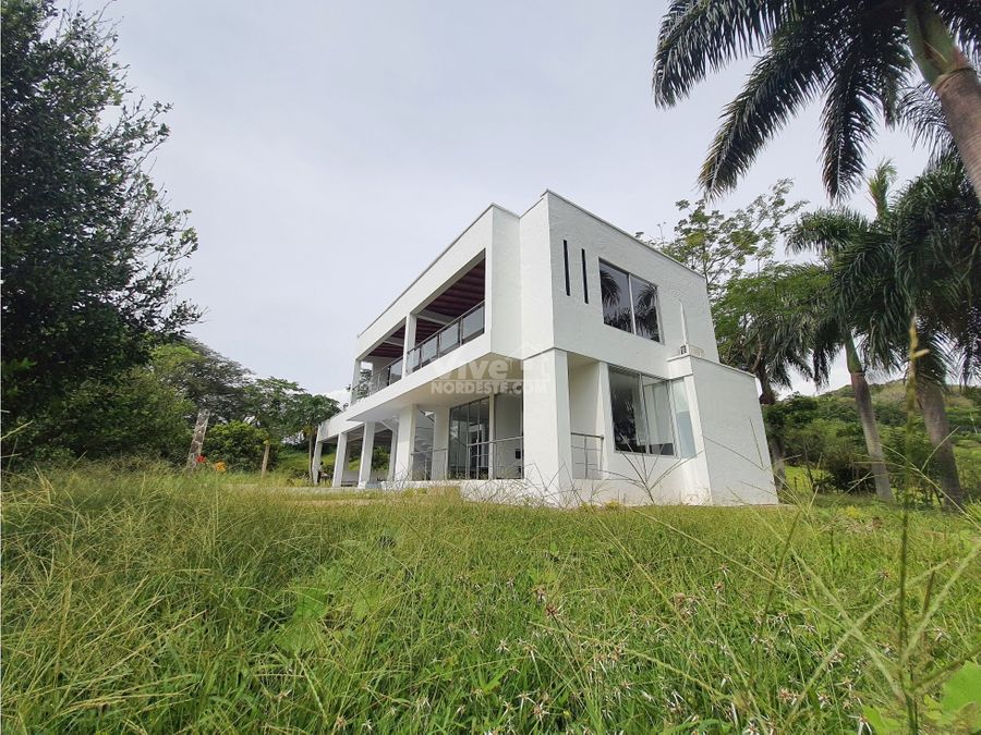 casa finca moderna a 8 km de la via la pintada valparaiso antioquia