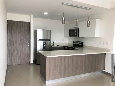 moderno apartamento con linea blanca