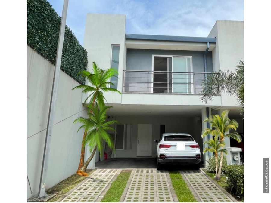 venta brasil de santa ana linda casa en condominio con amenidades