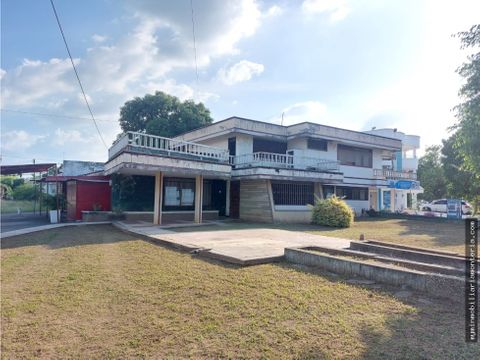 vende o arrienda casa en costa de oro