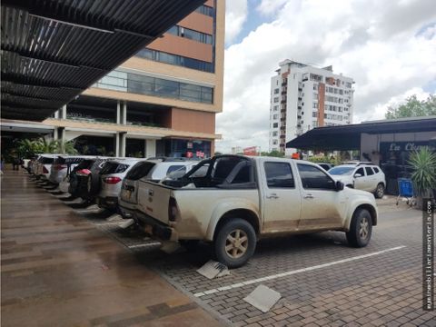 vende local comercial en places mall en monteria cordoba