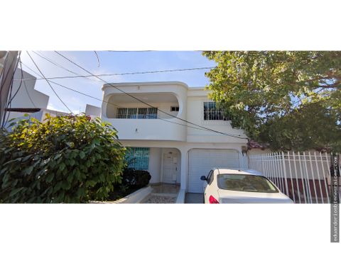 se vende casa en barrio jardin santa marta