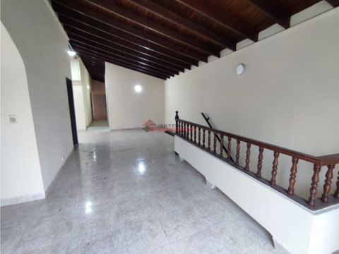 casa calasanz cerca av 80