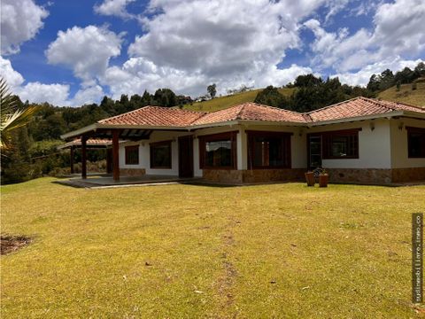 beautiful country house for sale in cabeceras of llanogrande rionegro