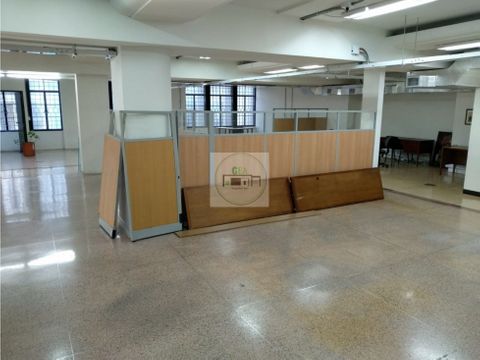 oficina o bodega en el centro 1400 millones 511 m2