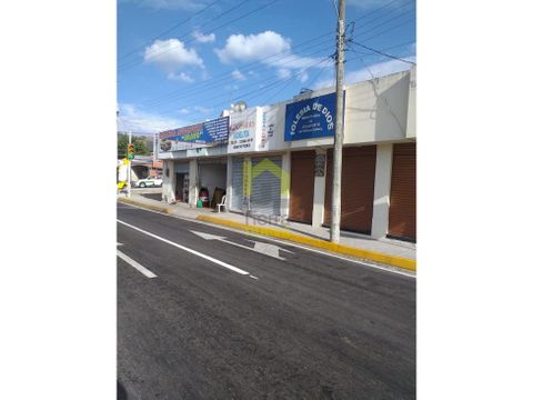 vendo en otavalo 5 locales comerciales