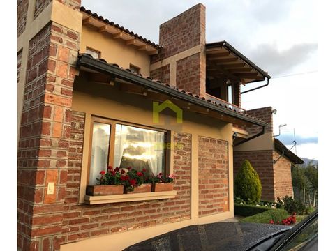 en venta quinta de 45 ha a 5 minutos de cayambe