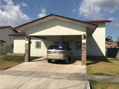 se vende hermosa casa la fontana chiriqui