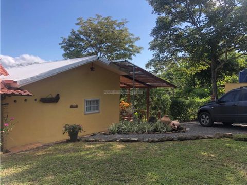 encantadora quinta en esparza senderos arboles frutales y vista