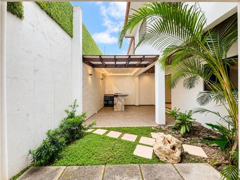 casa en condominio en pozos de santa ana