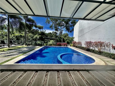 impecable y moderna casa en venta brasil de santa ana
